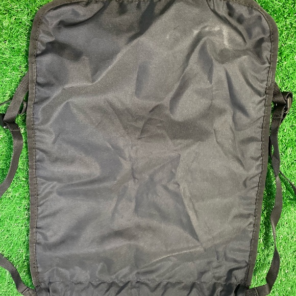 Nike small size bag great for storing small items! - Picture 4 of 4